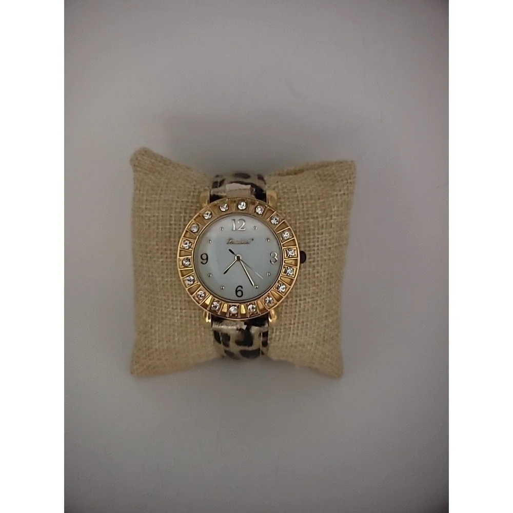 Vintage Bombshell Wristwatch Watch Leopard Print Strap Rhinestones Jewelry